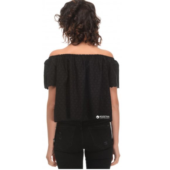 2/$30| Zara eyelet off the shoulder crop t… - Picture 2 of 6
